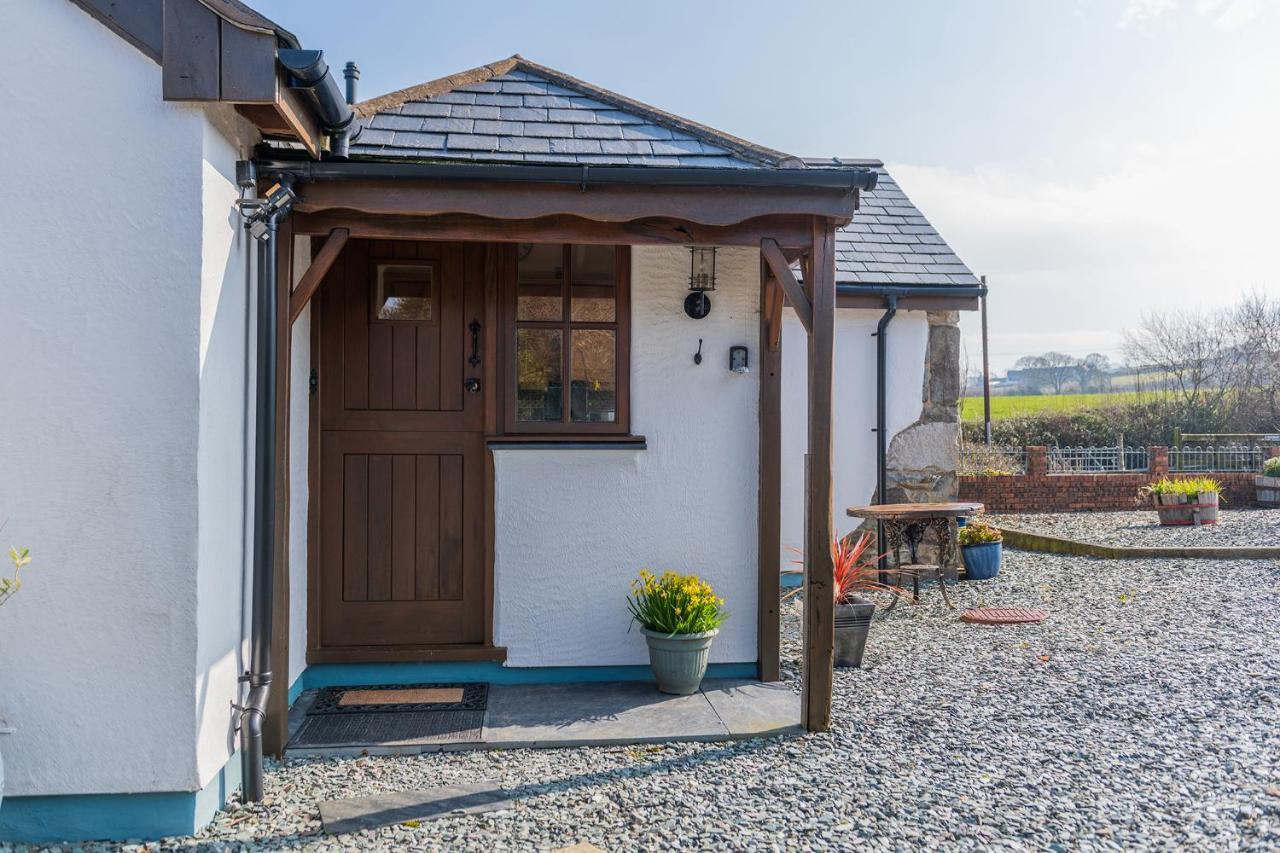 Beautiful Countryside Cottage On The North Wales Coast อะแบร์เกล ภายนอก รูปภาพ