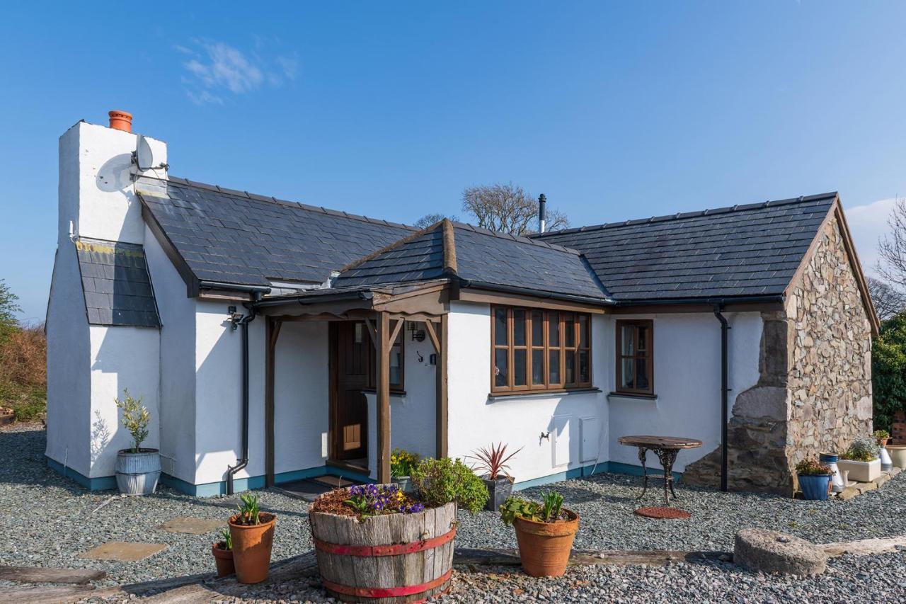 Beautiful Countryside Cottage On The North Wales Coast อะแบร์เกล ภายนอก รูปภาพ